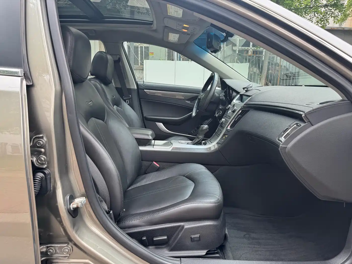Cadillac CTS (Import) 2010 Model 3.0 Luxury Sport Edition фото 21