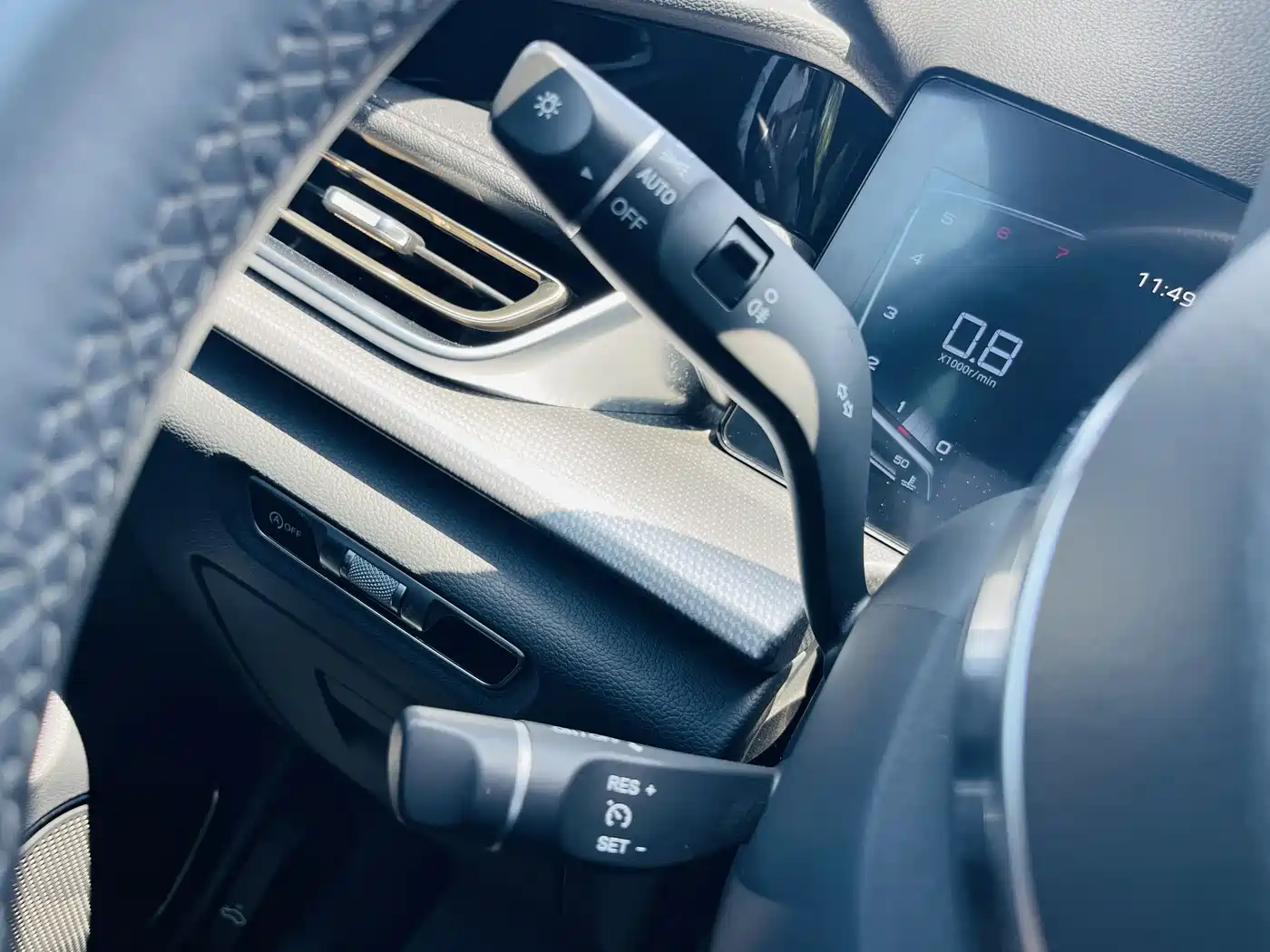 Hongqi H5 2024 1.5T DCT Smart Connect Flag Rhythm Edition фото 9