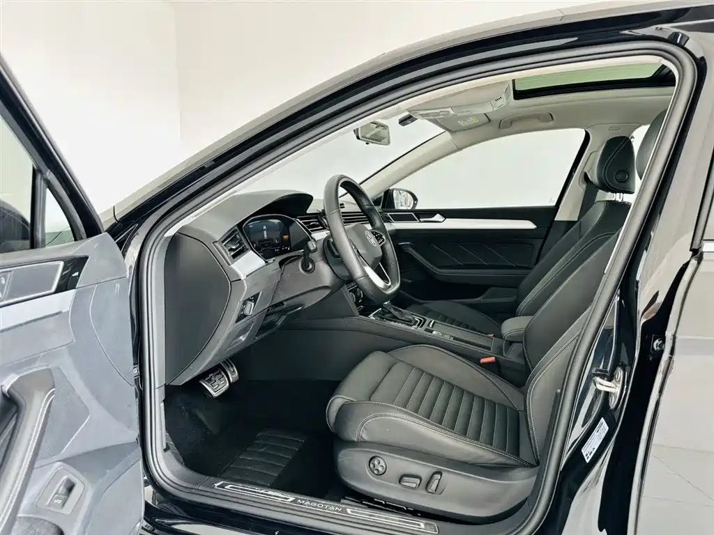 Volkswagen Magotan 2024 2 Million Units Public Sharing Edition 280TSI DSG Comfort фото 13