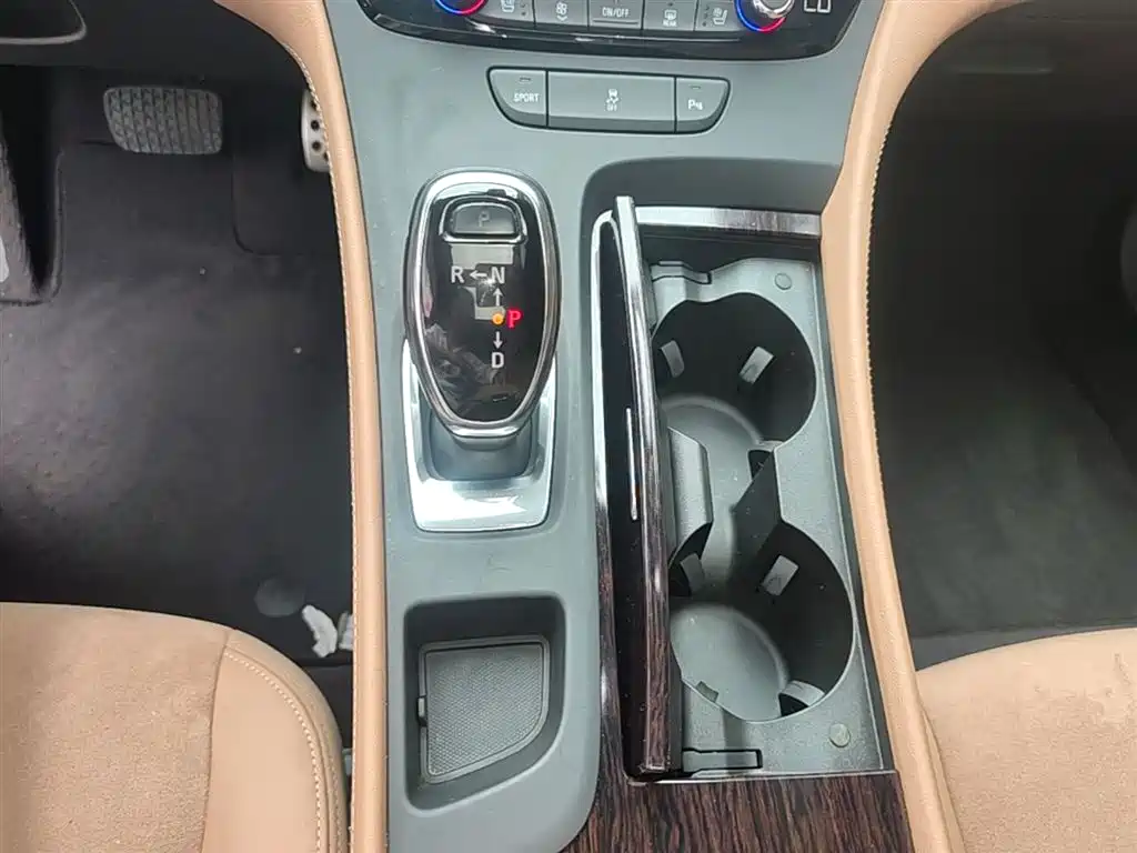 Buick LaCrosse 2016 20T Elite Type фото 14