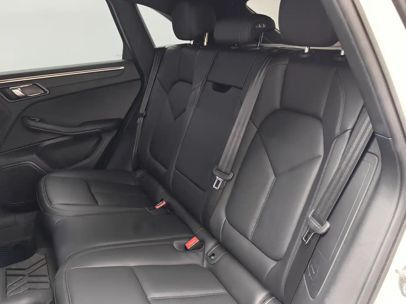 Porsche Macan 2024 Macan 2.0T фото 9