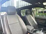 Photo 12 - Land Rover Discovery Sport PHEV