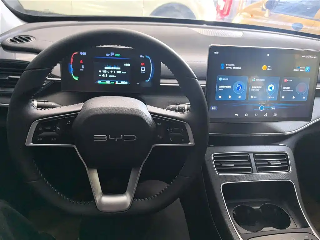 BYD Destroyer 05 2024 Glory Edition DM-i 55KM Luxury фото 6