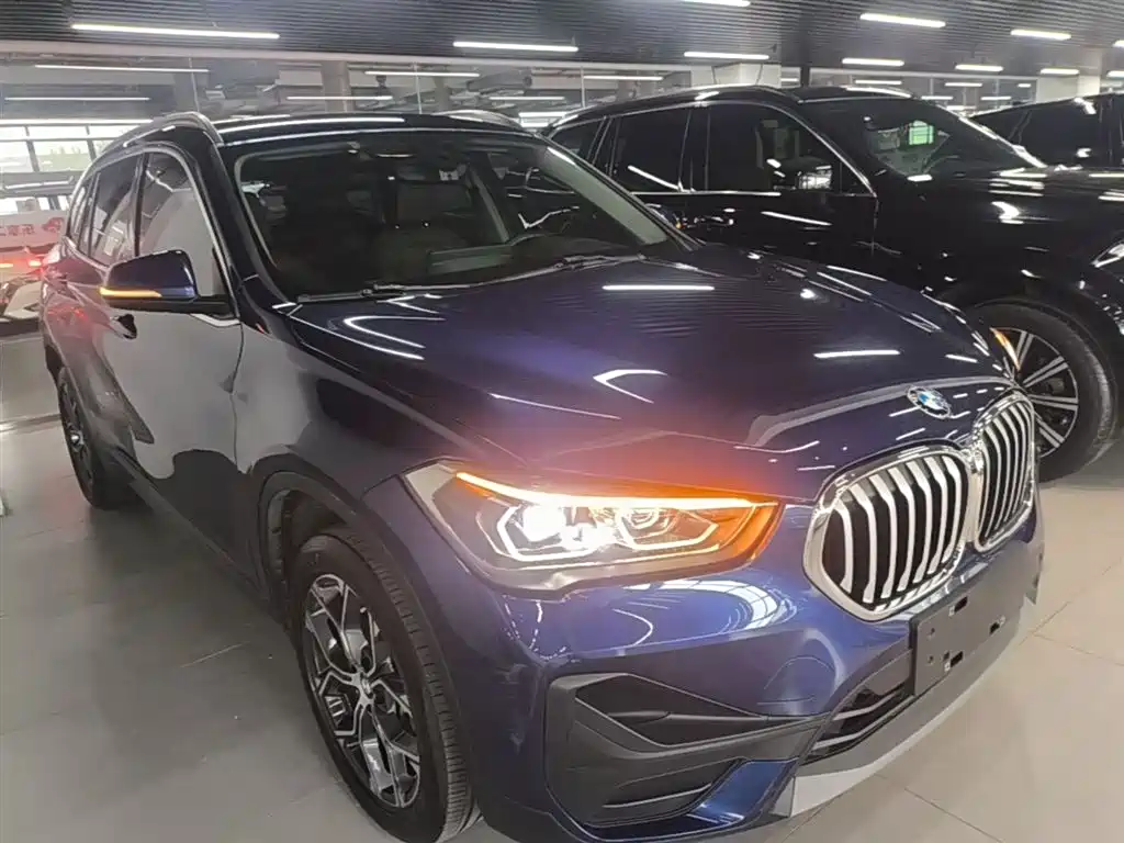BMW X1 2020 sDrive25Li Leading Model фото 4