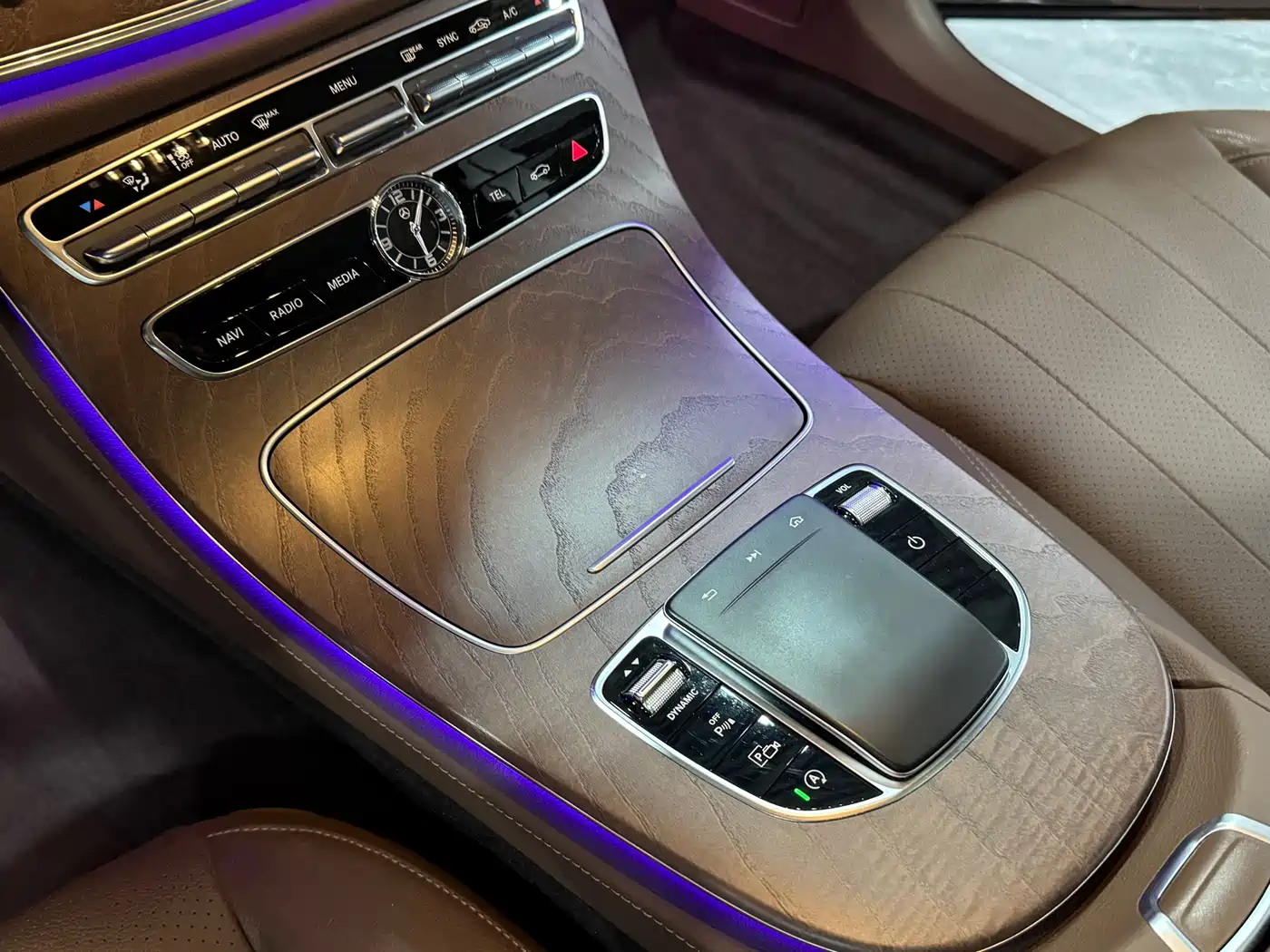 Mercedes-Benz E-Class 2020 E 300 L Fashion фото 11