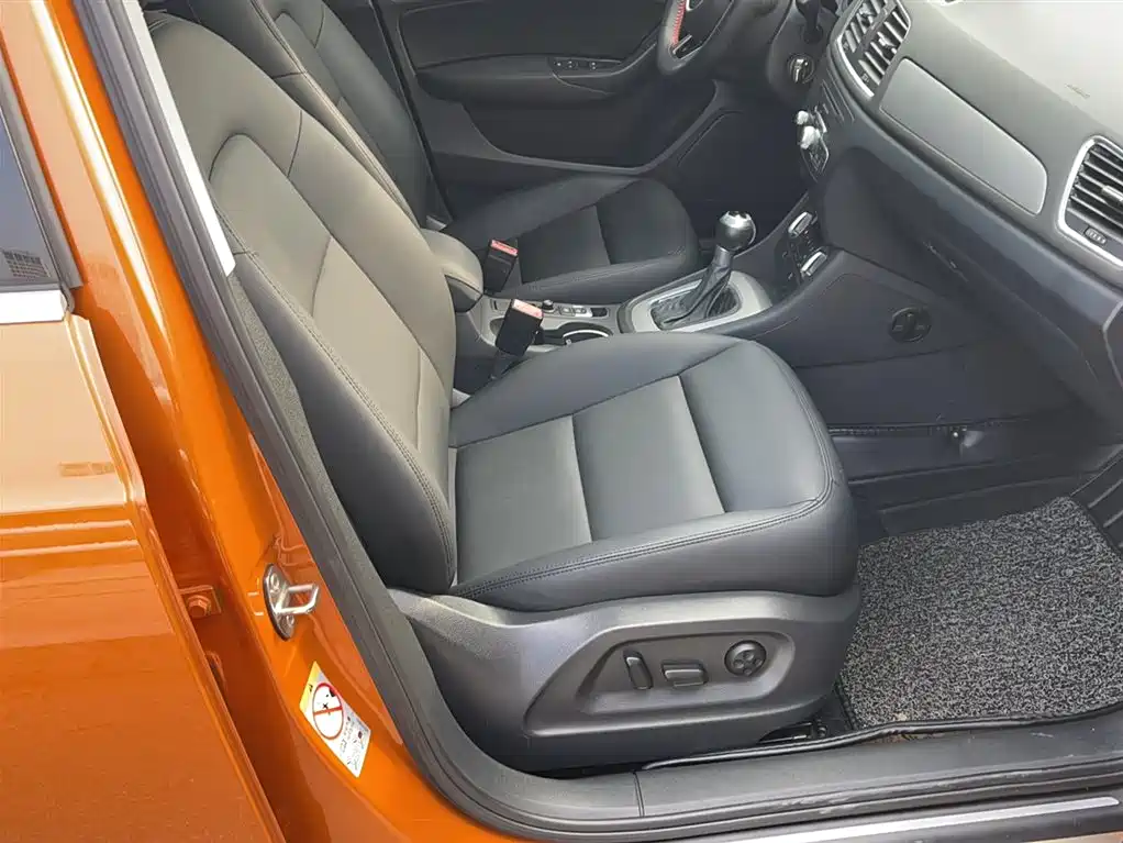 Audi Q3 2015 35 TFSI Millionth Anniversary Intelligent Leader фото 19