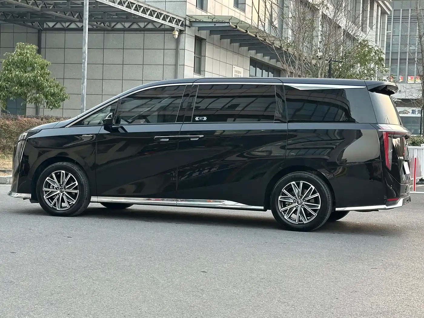 GAC Trumpchi Trumpchi M8 2024 Master Series 400T Ultimate Edition фото 16