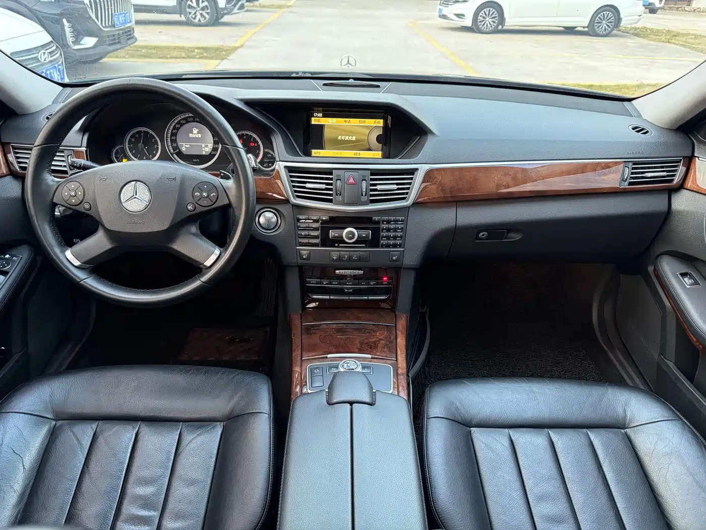 Mercedes-Benz E-Class 2012 E 300 L Fashion Luxury фото 10