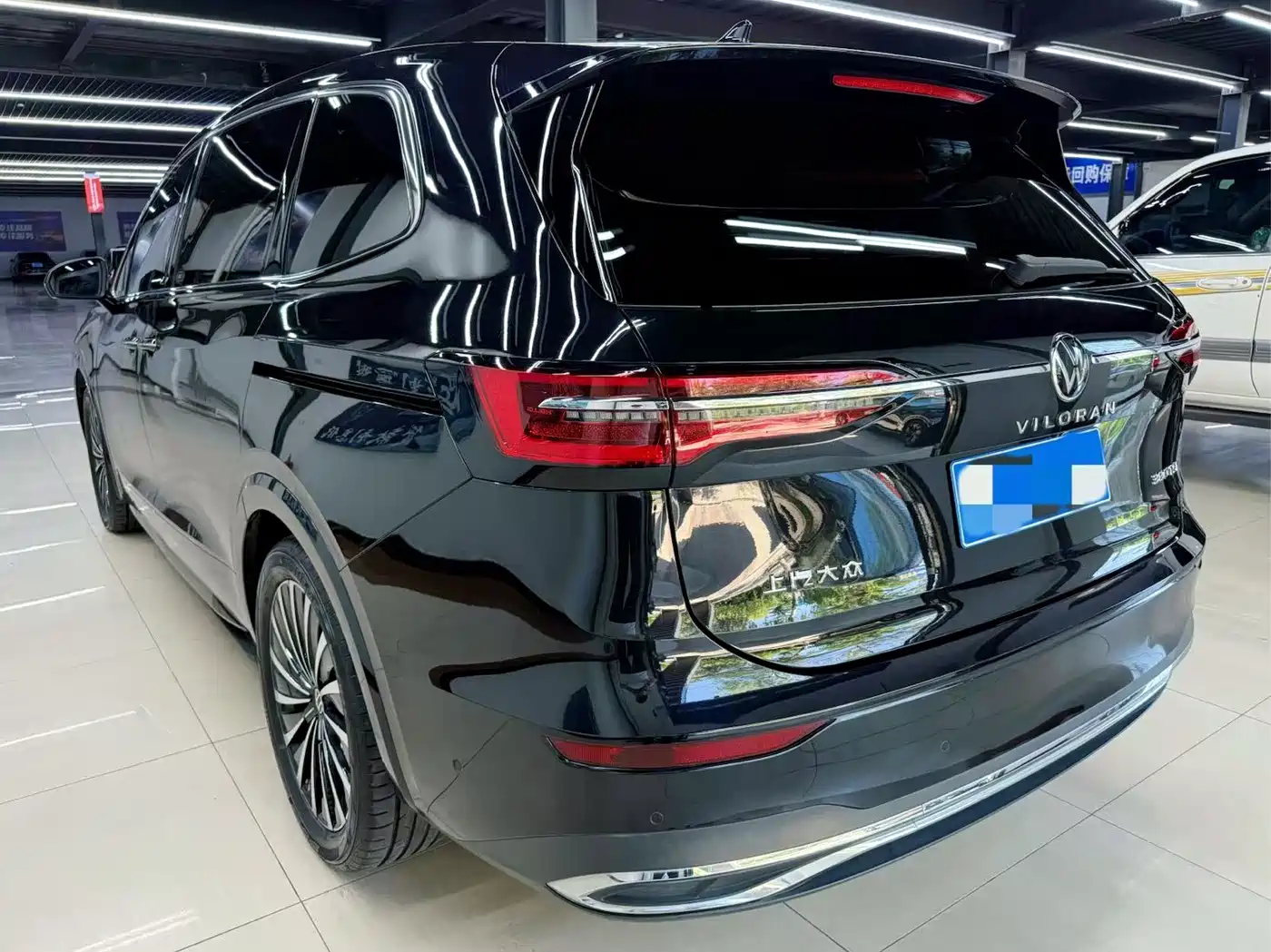 Volkswagen Viloran 2024 380TSI Executive Edition фото 4