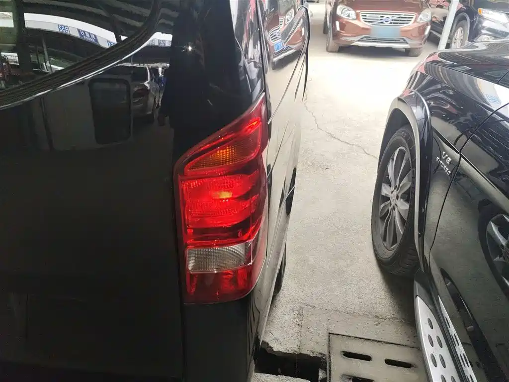 Mercedes-Benz Vito 2020 2.0T Business Edition (7-seater) фото 8