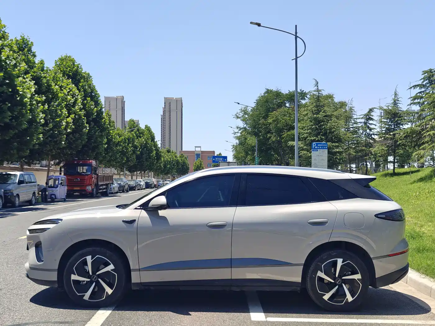 BYD Sealion 06 New Energy 2025 DM-i 170 Pilot Pro Edition фото 11