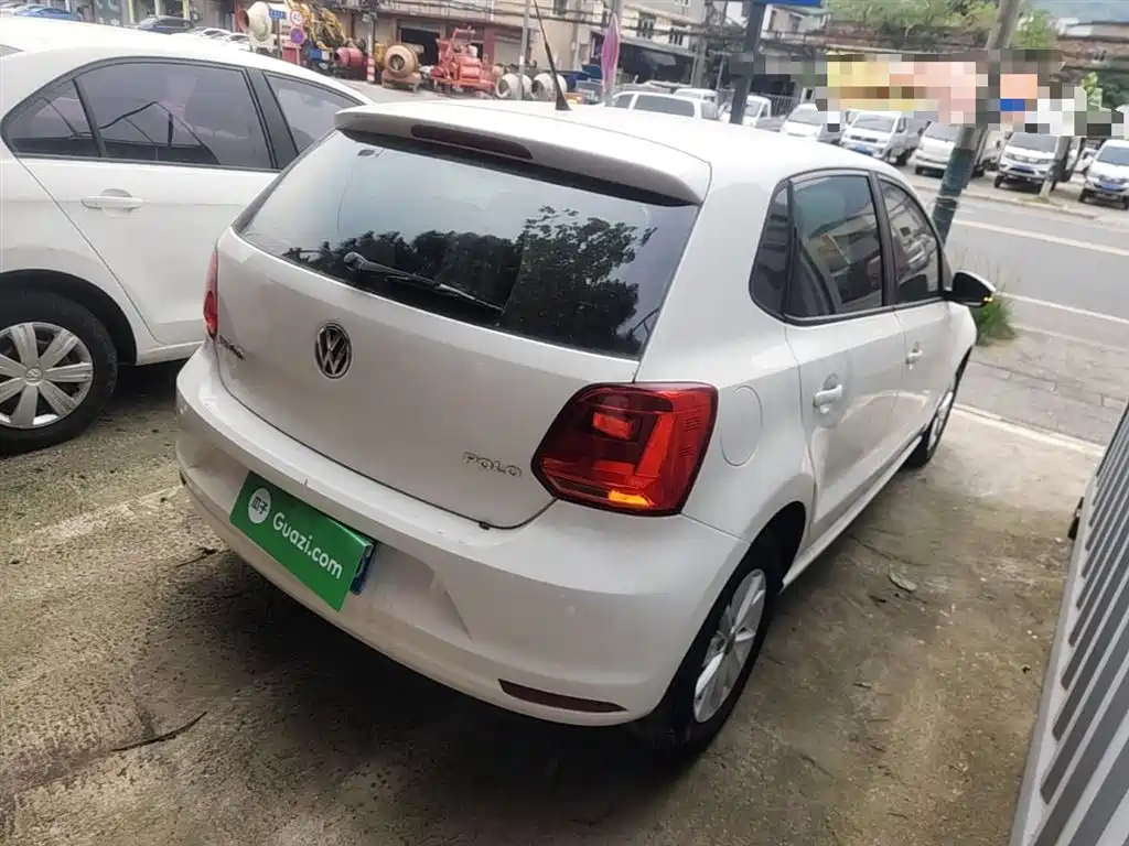Volkswagen Polo 2016 1.4L Manual Trend фото 7