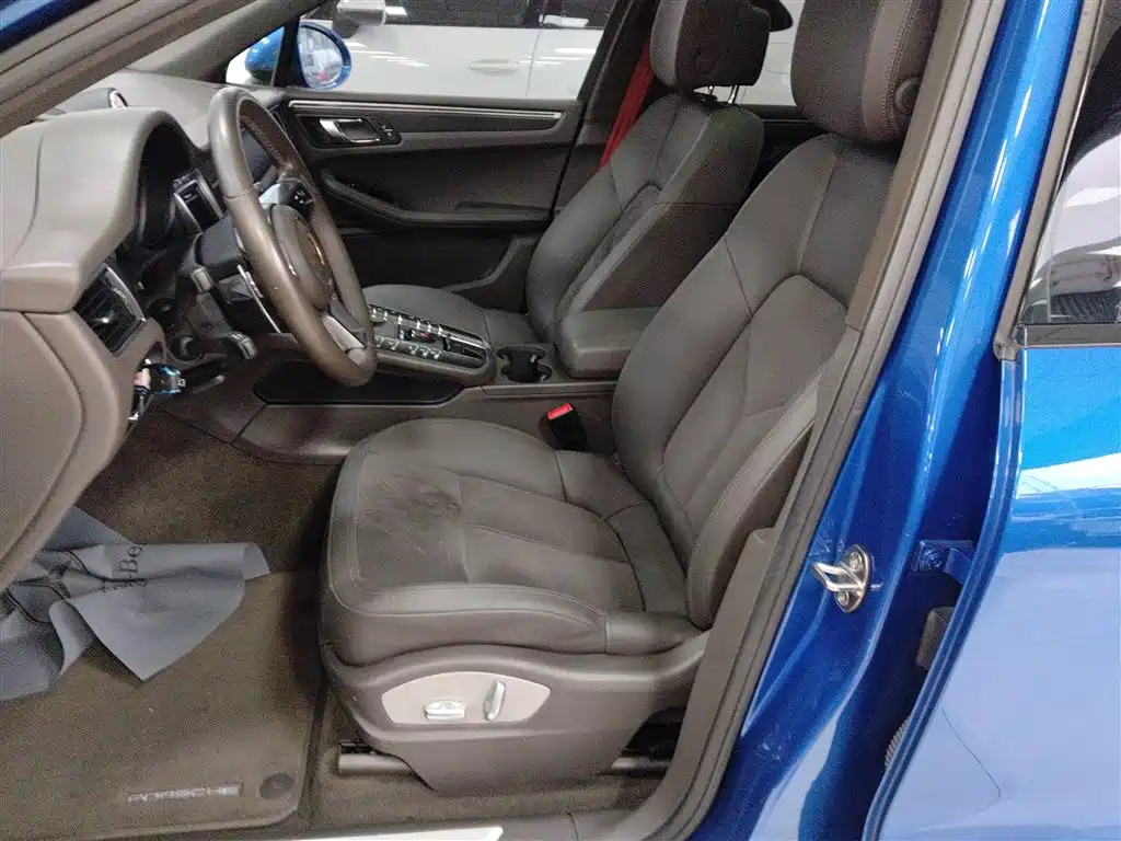 Porsche Macan 2017 Macan 2.0T фото 11