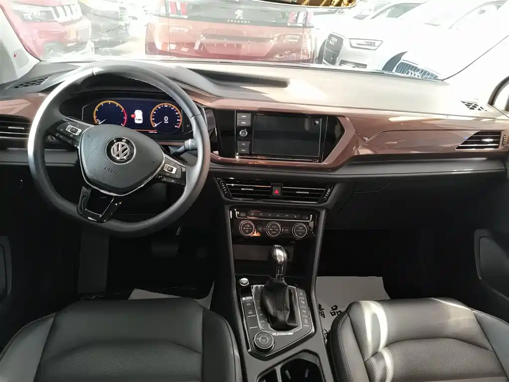 Volkswagen Tharu 2019 Model 330TSI 4WD Flagship Edition China VI фото 10