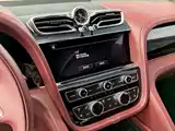 Фото 9 - Bentley Bentayga
