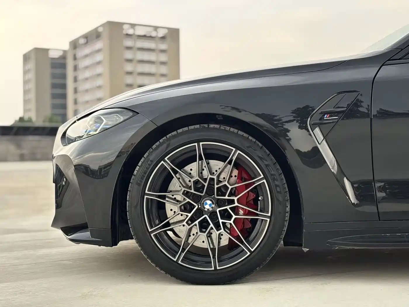 BMW M4 2023 M4 Coupe M xDrive Thunder Edition фото 6