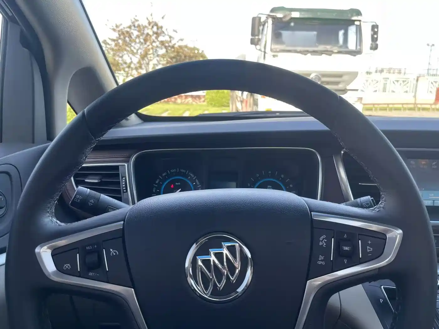 Buick GL8 2014 3.0L GT Luxury Business Elegance фото 29