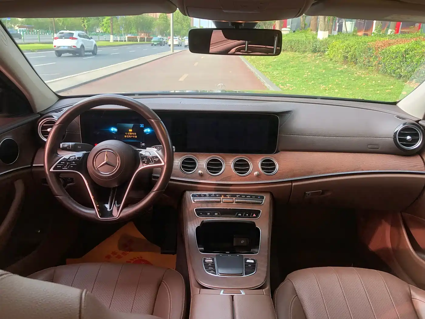 Mercedes-Benz E-Class 2021 E 300 L Fashion фото 4