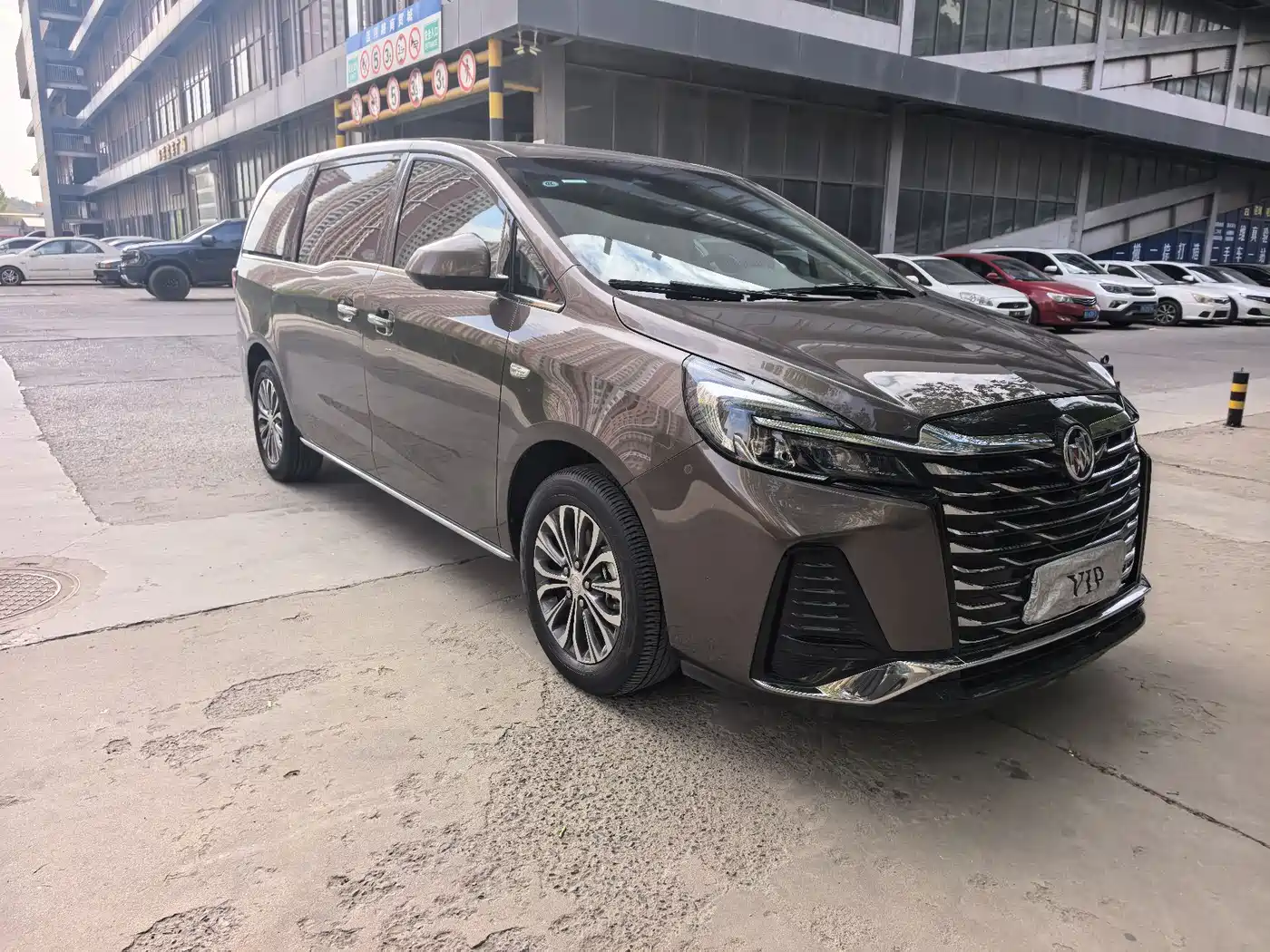 BUICK GL8