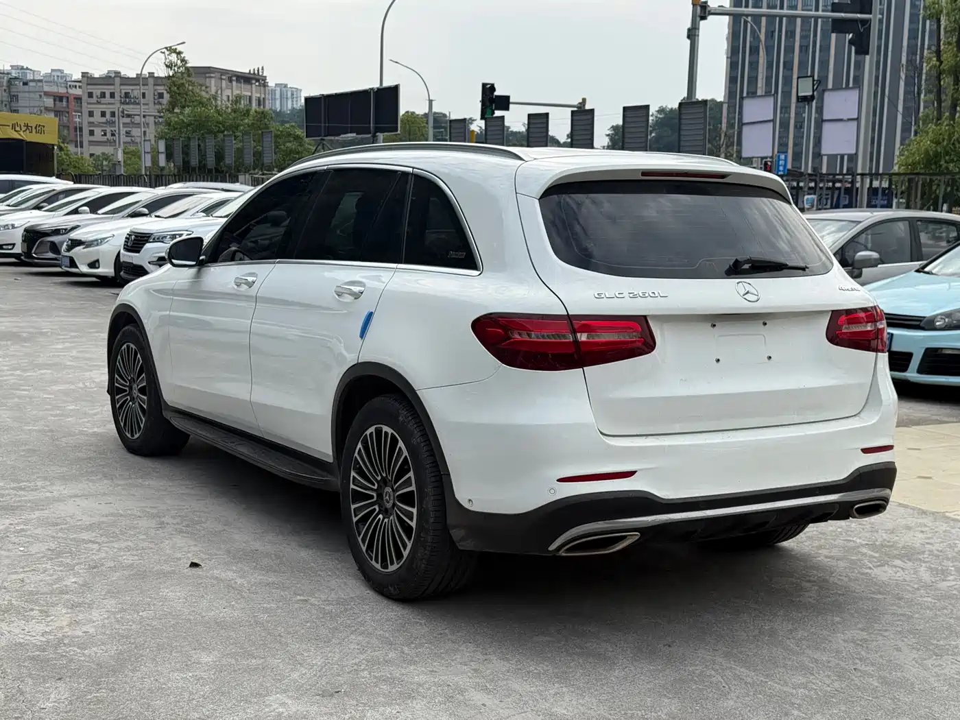 Mercedes-Benz GLC 2019 GLC 260 4MATIC Dynamic фото 6