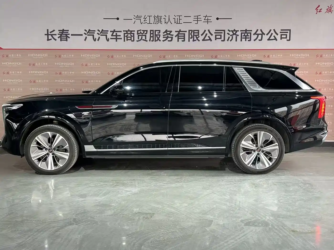 Hongqi E-HS9 2022 660km Qi Chang Edition (6-seater) фото 3