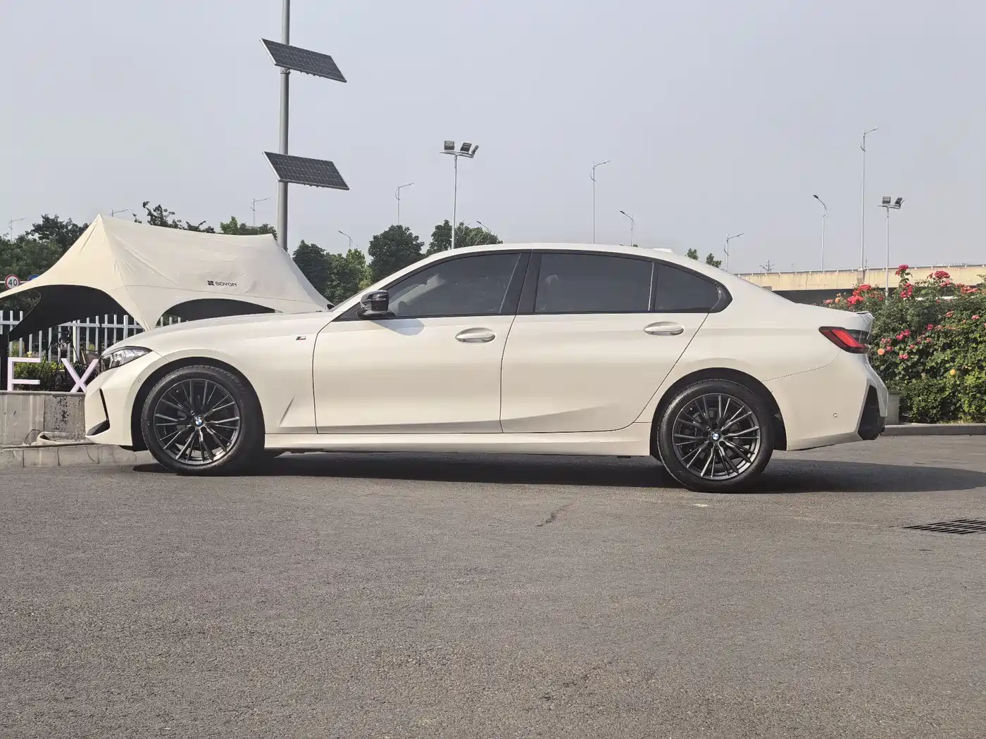 BMW 3 Series 2024 325Li M Sport Shadowline Package фото 8