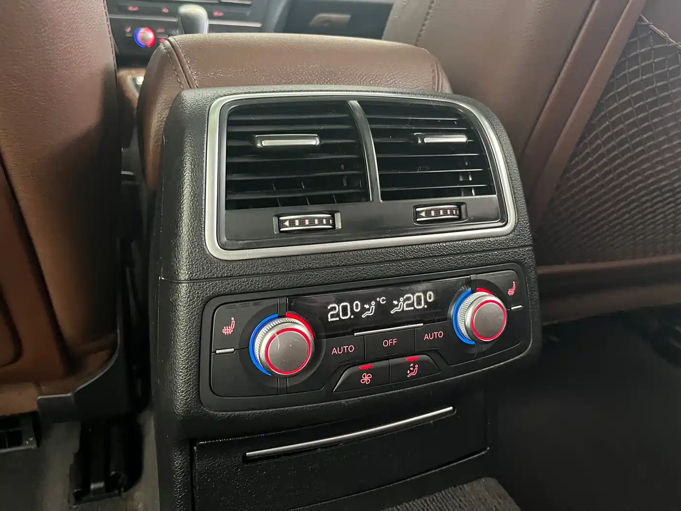 Audi A6L 2016 30 FSI Comfort фото 15