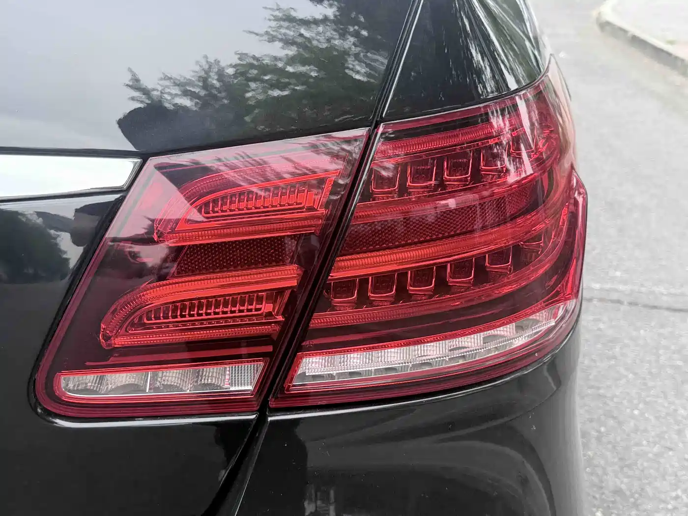 Mercedes-Benz E-Class 2014 E 260 L Sport фото 21