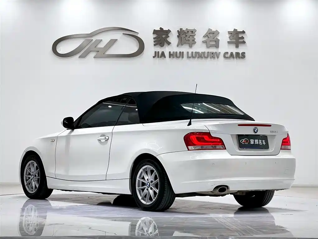 BMW 1 Series (Import) 2011 120i Convertible фото 6