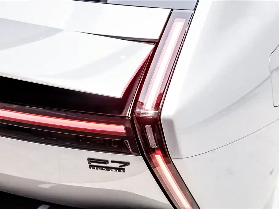 XIAOPENG P7
