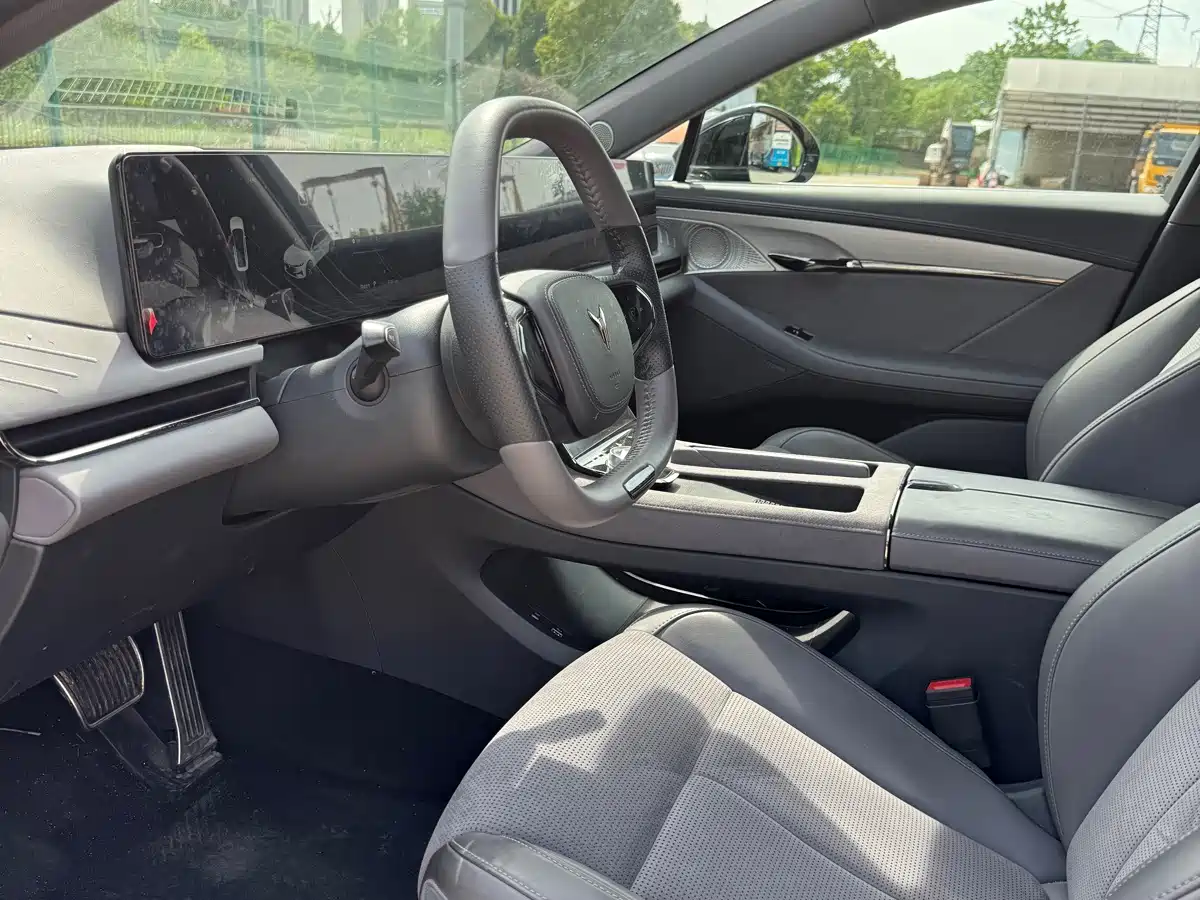 Voyah Passion 2024 2024 PHEV AWD Ultra Long Range Flagship