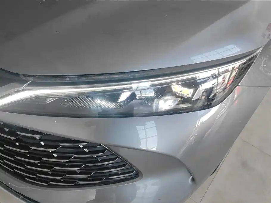 BYD Qin L 2024 DM-i 120KM Superior Edition фото 5