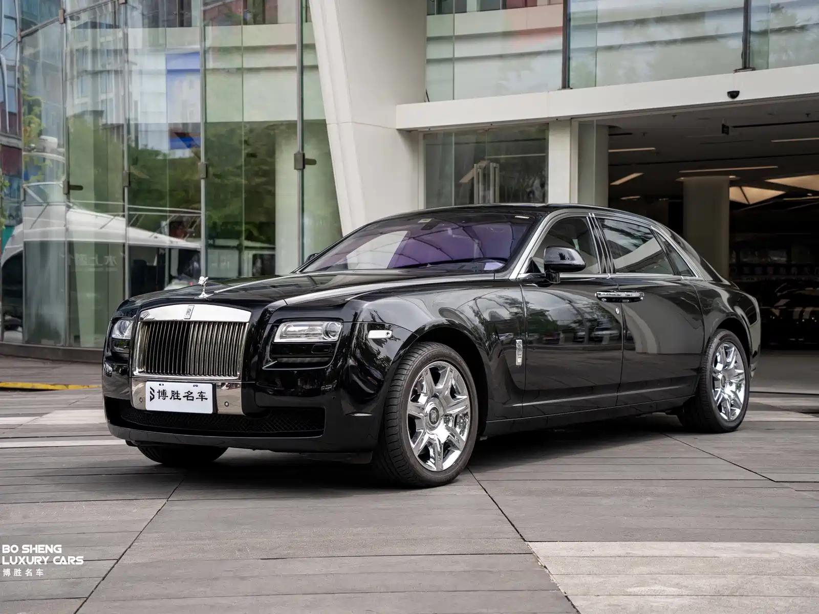 Фото 1 - Rolls-Royce Ghost