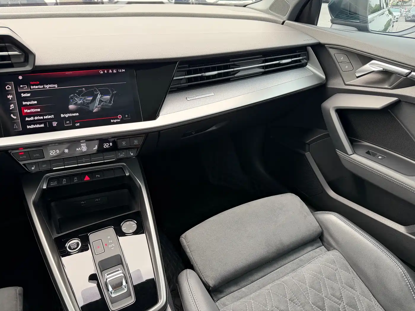 Audi A3 2022 Sportback 35 TFSI Luxury Sport фото 9