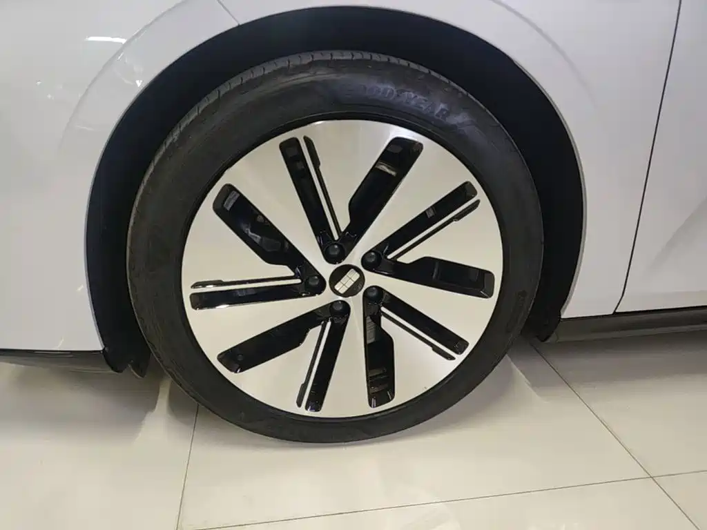 Geely Galaxy Galaxy E8 2024 2024 550km RWD MAX