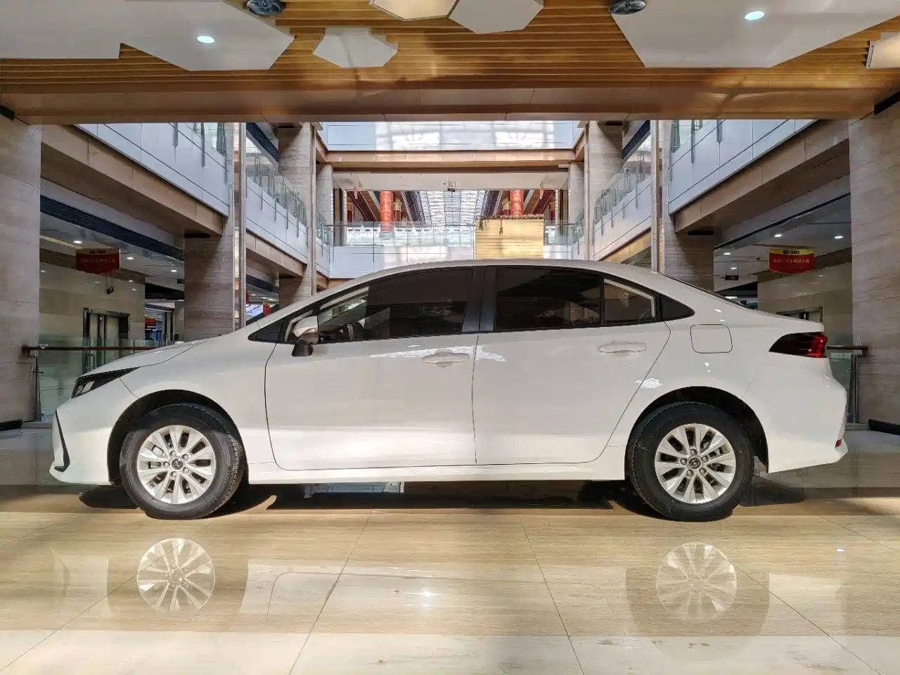 Toyota Corolla, миниатюра 3