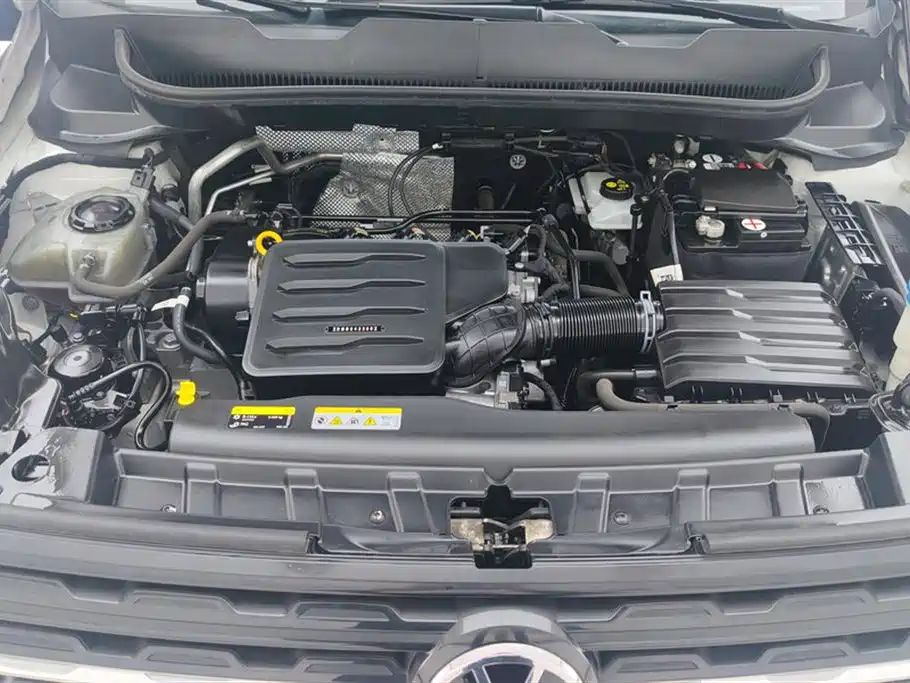 Volkswagen Tanying 2021 1.5L Automatic Smart Connect Edition фото 10