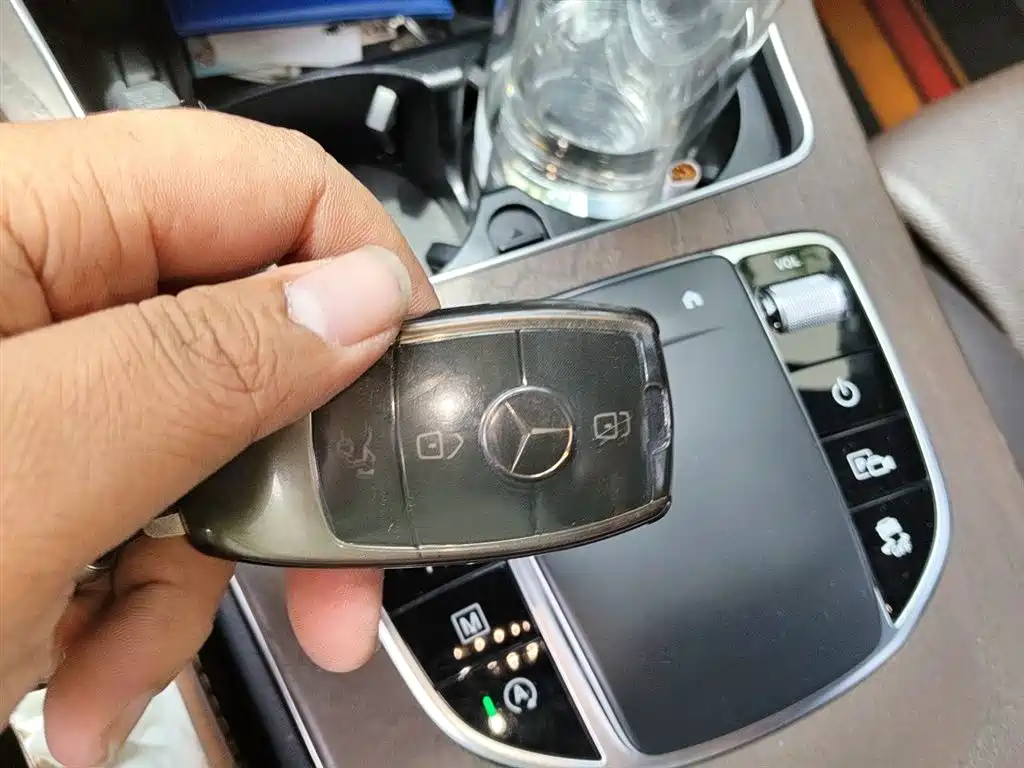 Mercedes-Benz GLC 2022 Facelift GLC 300 L 4MATIC Dynamic Collector's Edition фото 12