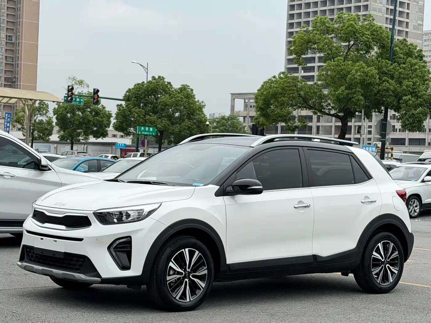 Kia KX1 2021 1.4L CVT Sunroof Version