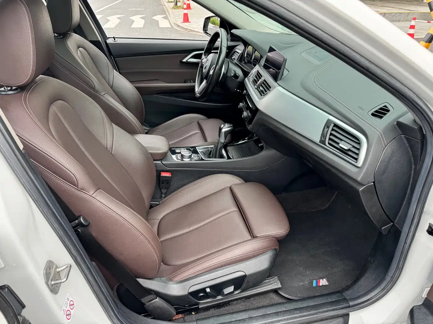 BMW 1 Series 2019 120i M Sport Package фото 12