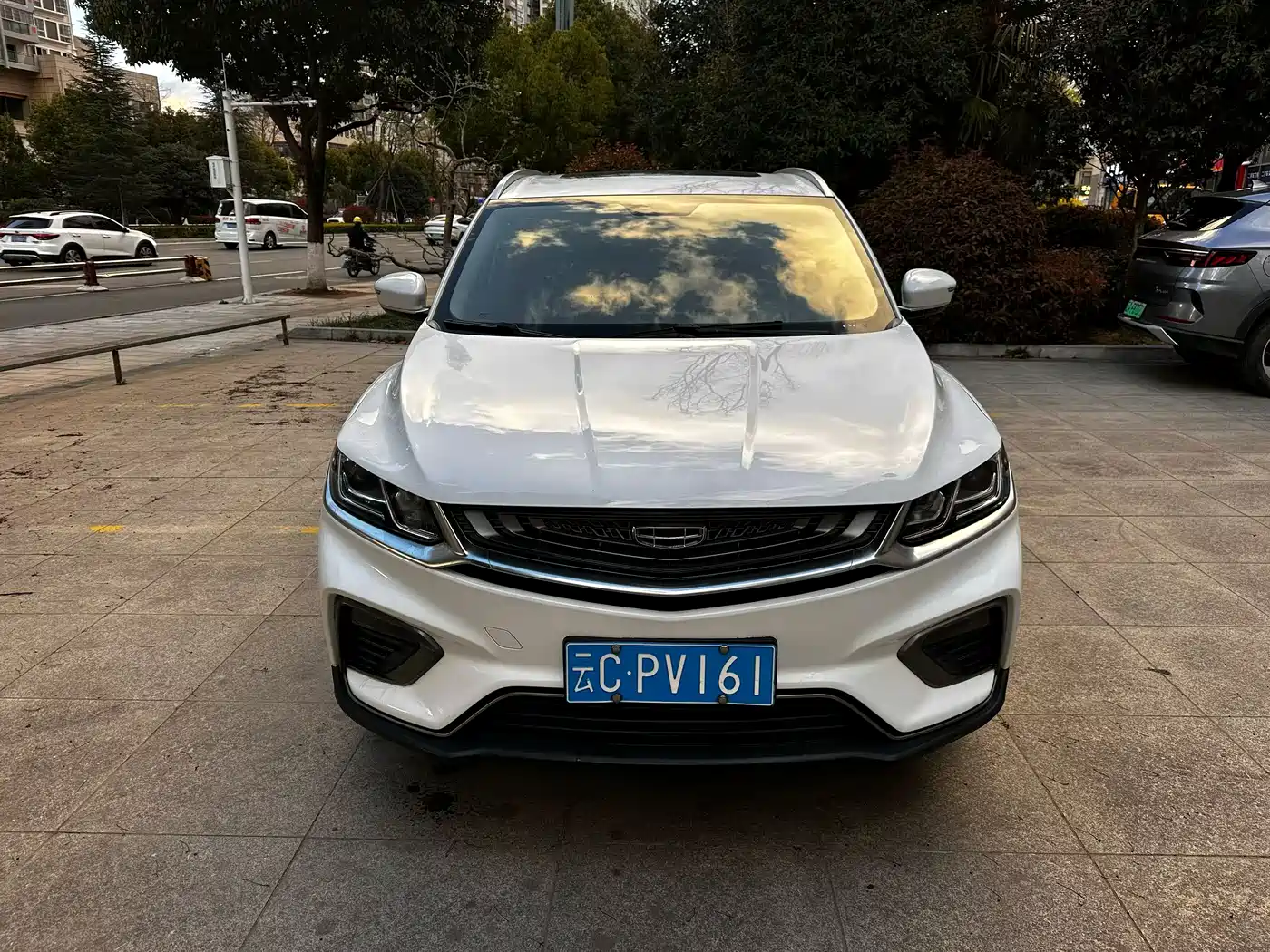 GEELY AUTOMOBILE BINYUE