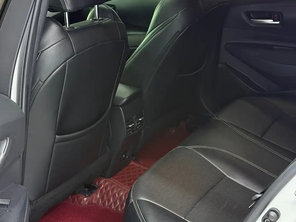 Toyota Levin 2022 185T CVT Luxury Edition фото 8