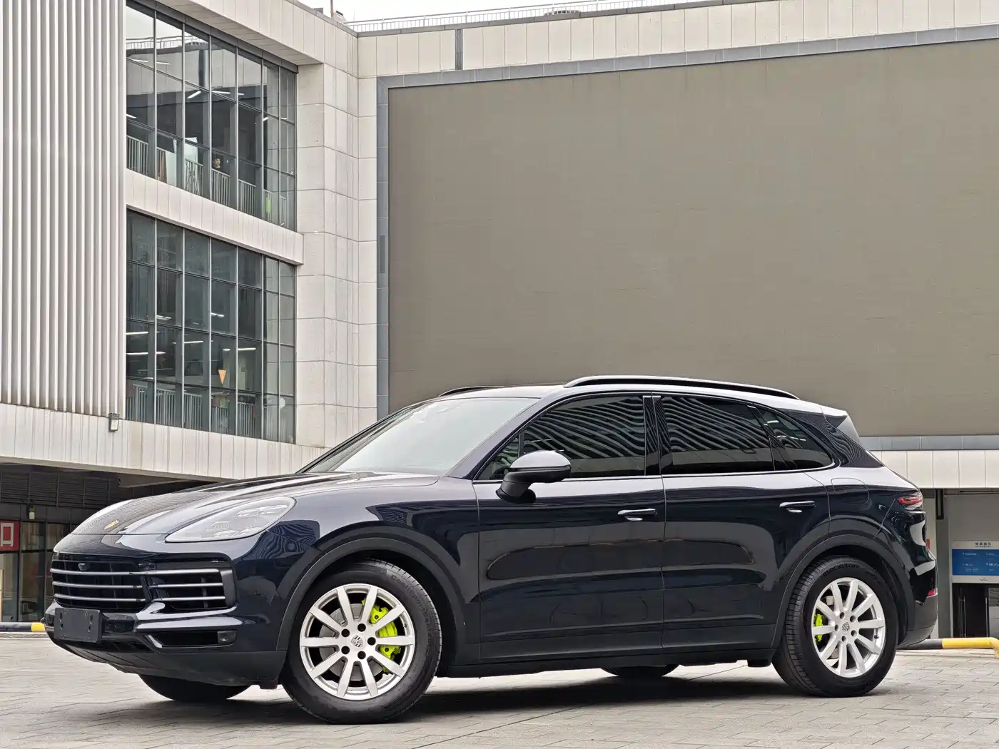 PORSCHE CAYENNE NEW ENERGY