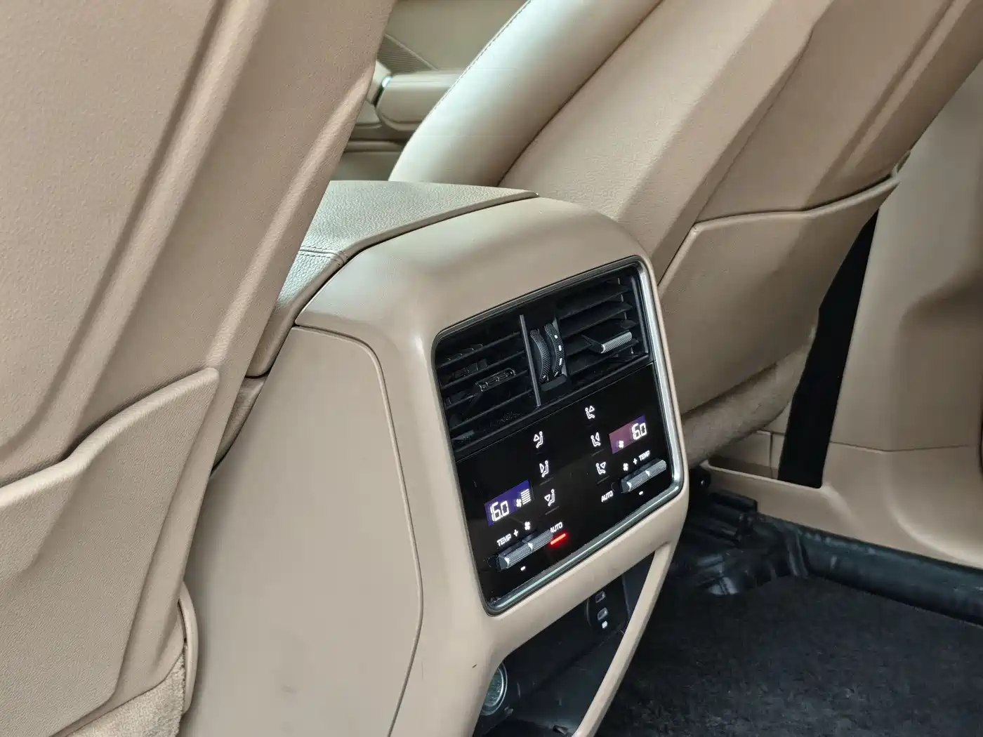 PORSCHE CAYENNE NEW ENERGY