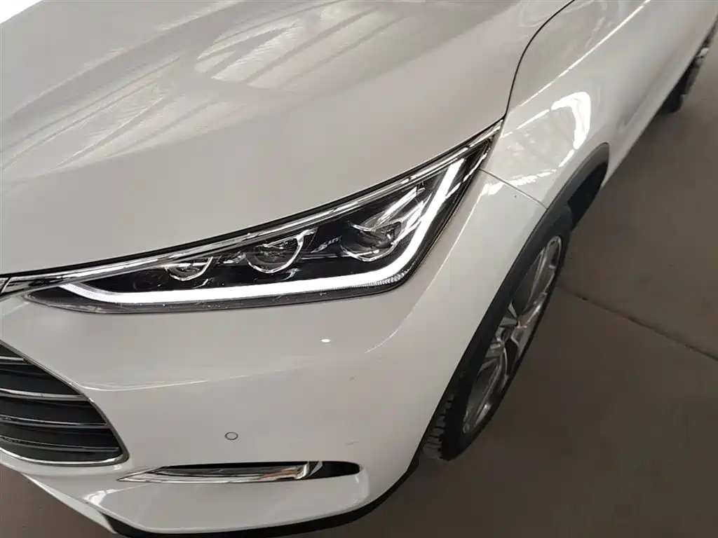 BYD Tang 2018 2.0T Automatic Smart Connection Noble Edition 7-Seater China V фото 24