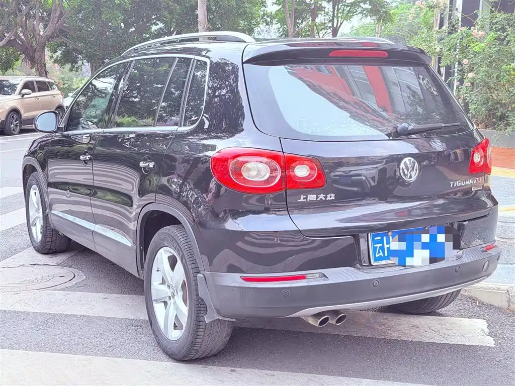 Volkswagen Tiguan 2012 1.8TSI Automatic 4WD Elite Edition фото 3