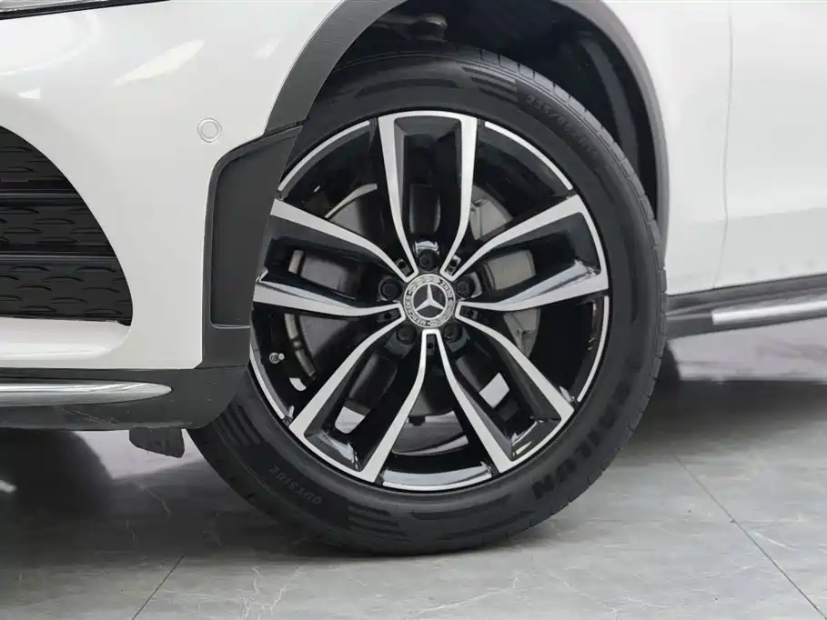 Mercedes-Benz GLC 2020 GLC 300 L 4MATIC Dynamic фото 3
