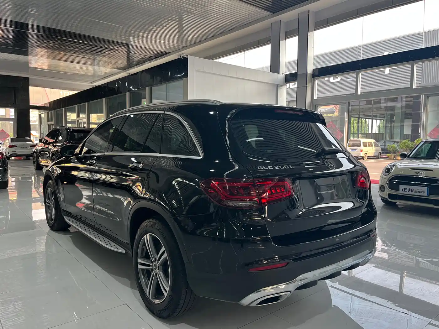 Mercedes-Benz GLC 2022 Model GLC 260 L 4MATIC Dynamic Edition фото 5