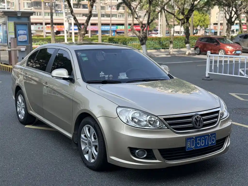 Volkswagen Lavida 2011 1.4TSI DSG Pinxuan Edition фото 3