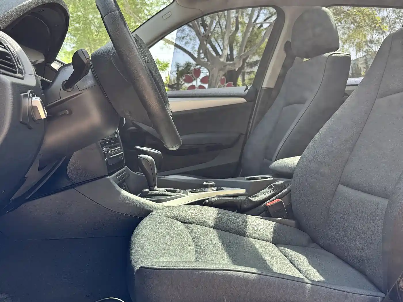 BMW X1 (Import) 2012 sDrive18i Luxury фото 20